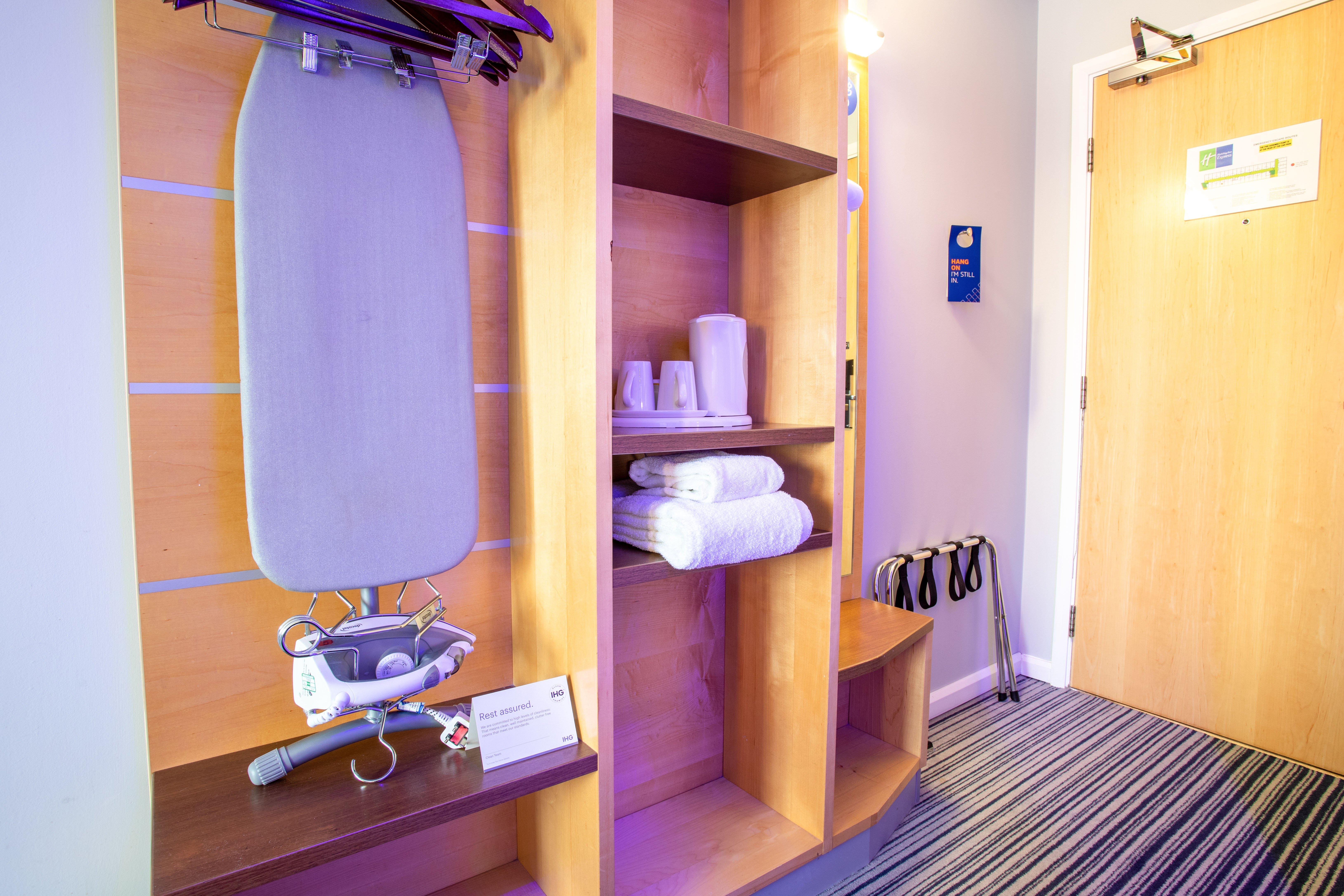 Holiday Inn Express Dunfermline By Ihg Dış mekan fotoğraf