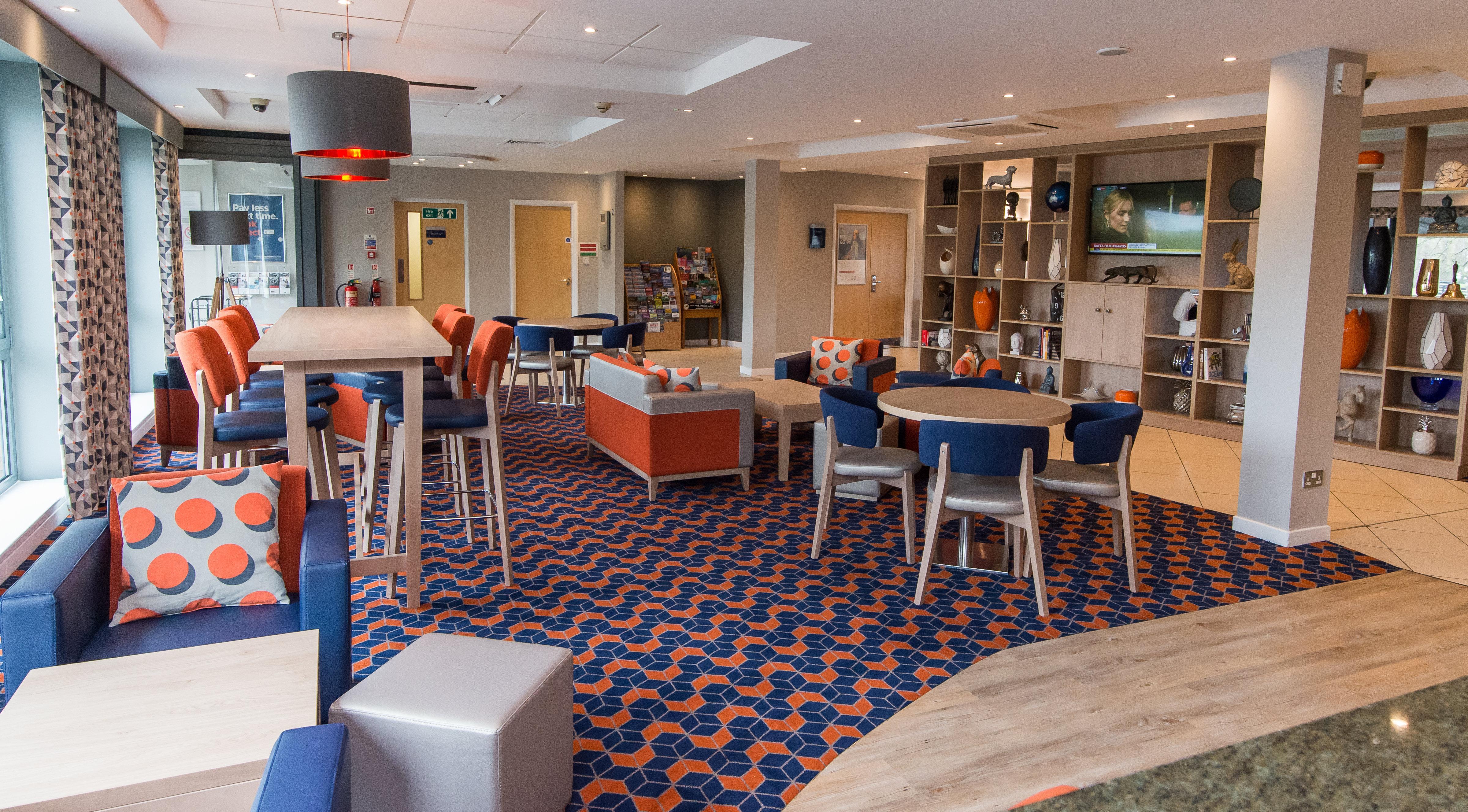 Holiday Inn Express Dunfermline By Ihg Dış mekan fotoğraf