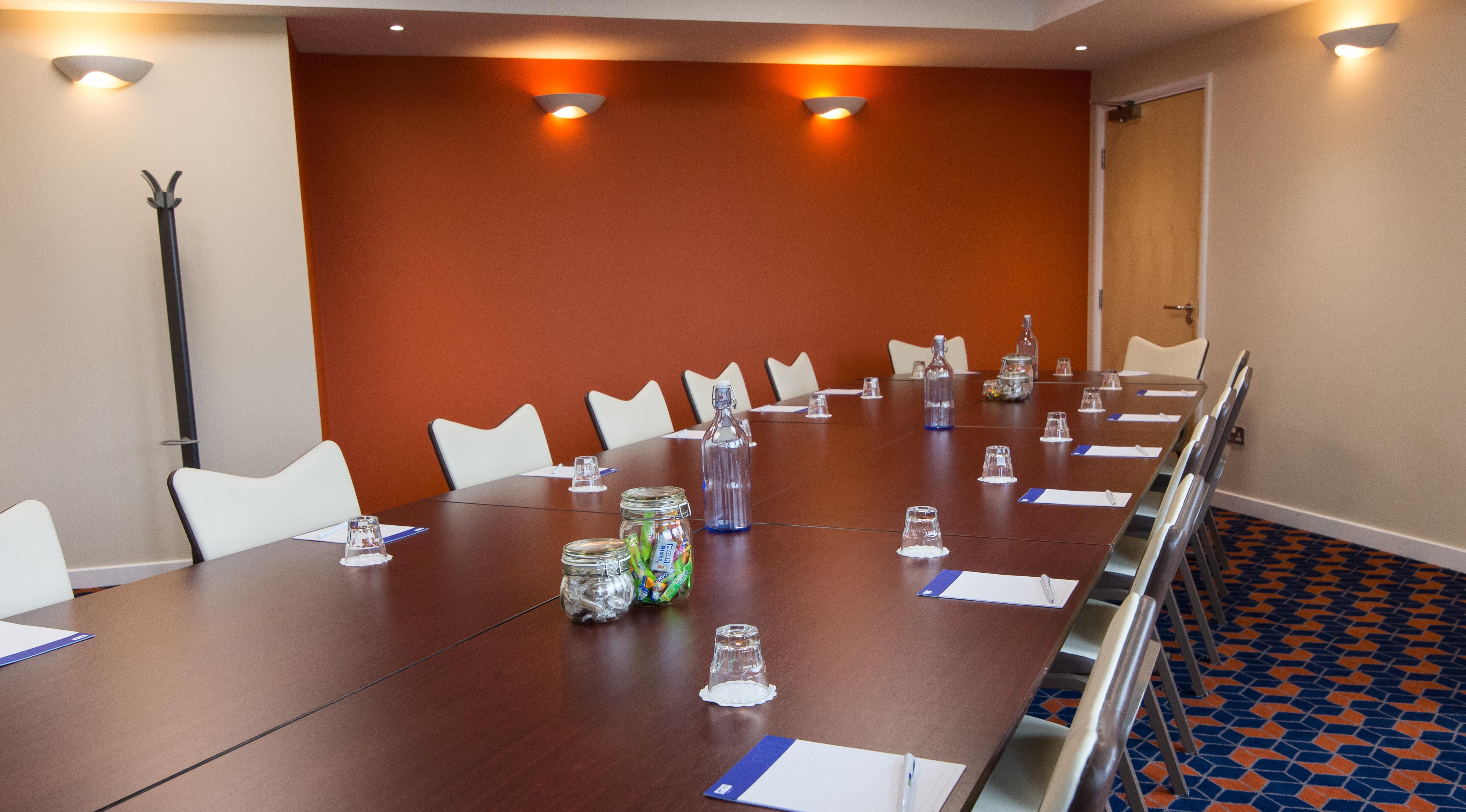 Holiday Inn Express Dunfermline By Ihg Dış mekan fotoğraf