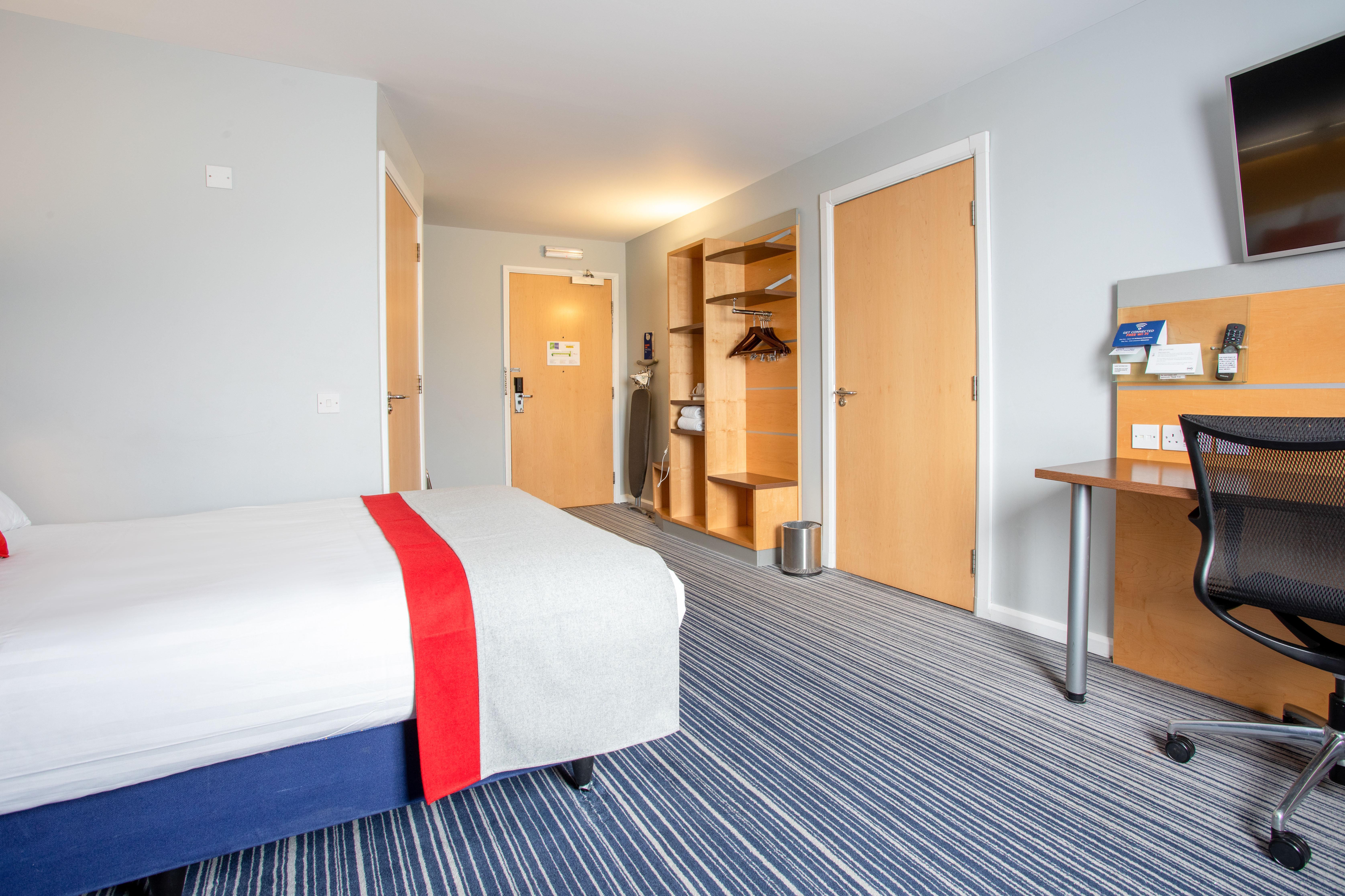 Holiday Inn Express Dunfermline By Ihg Dış mekan fotoğraf