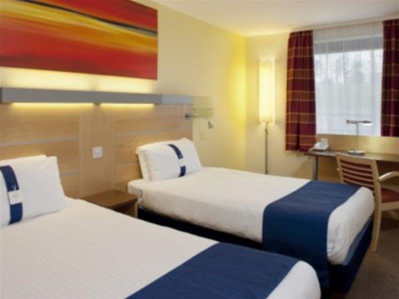 Holiday Inn Express Dunfermline By Ihg Dış mekan fotoğraf