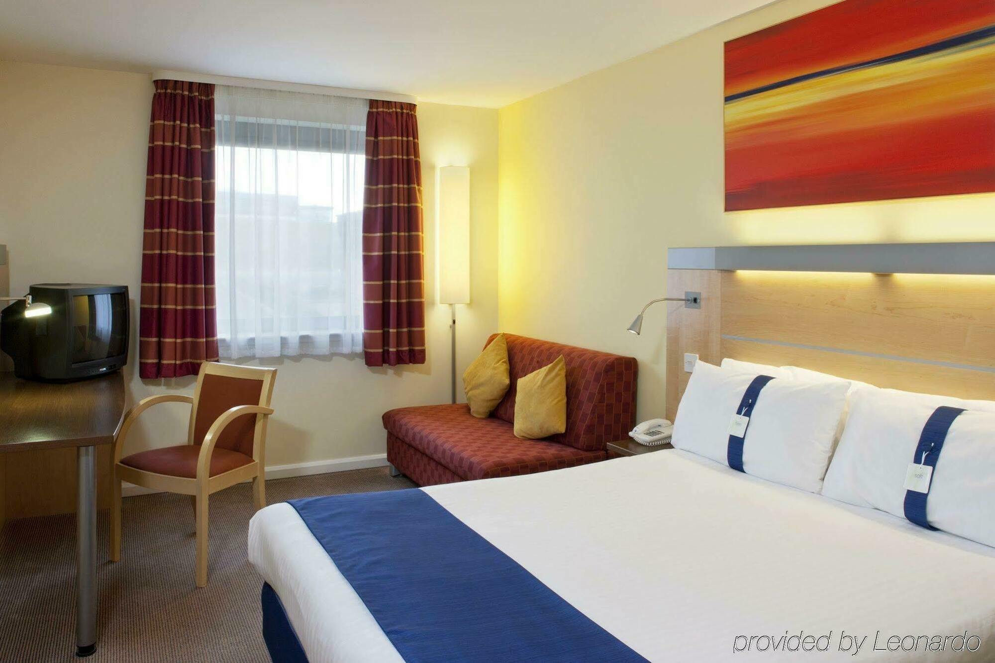 Holiday Inn Express Dunfermline By Ihg Dış mekan fotoğraf